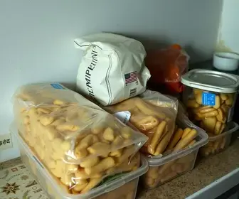 Dois hotéis são autuados por alimentos vencidos e acondicionamento inapropriado, em João Pessoa